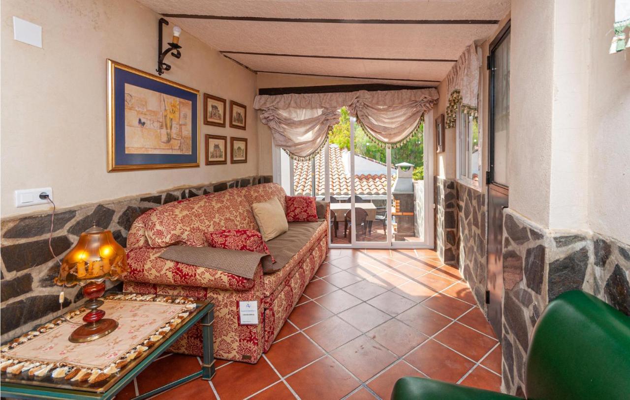 Awesome Home In Antequera With Wifi Kültér fotó