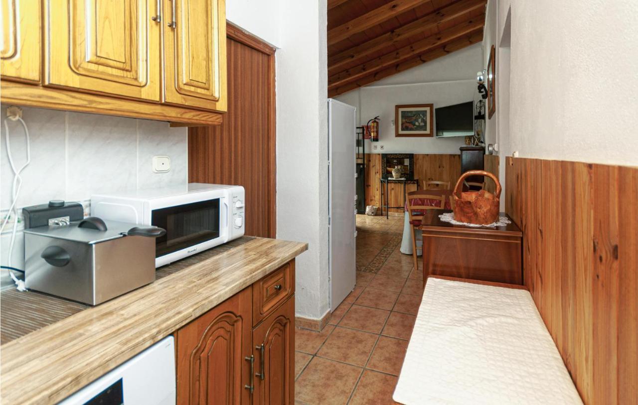 Awesome Home In Antequera With Wifi Kültér fotó