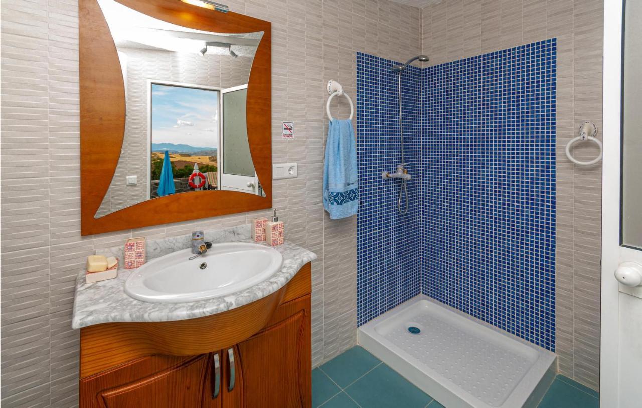 Awesome Home In Antequera With Wifi Kültér fotó