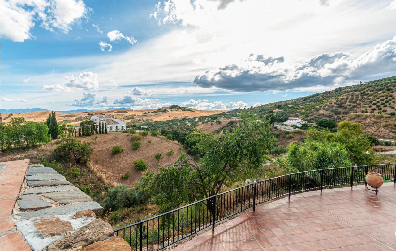 Awesome Home In Antequera With Wifi Kültér fotó