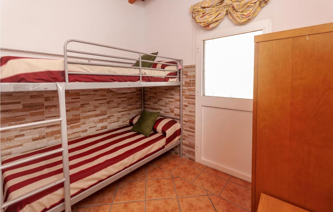 Awesome Home In Antequera With Wifi Kültér fotó
